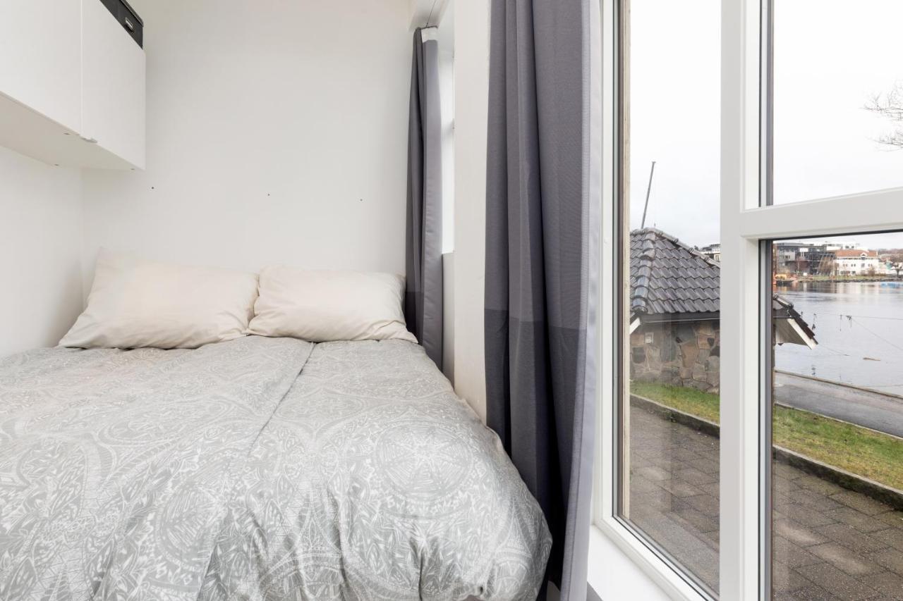 Stylish Apartment With Beautiful Views Of The River, Beach Nearby 克里斯蒂安桑 外观 照片
